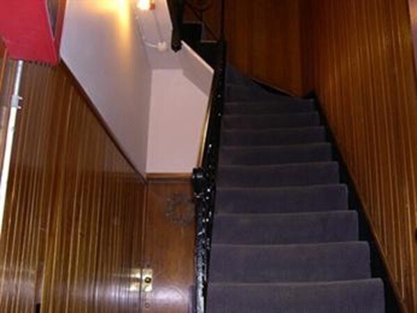 Foto del edificio - 84 W Cedar St