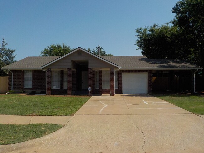 Photo - 4724 Lunow Dr House