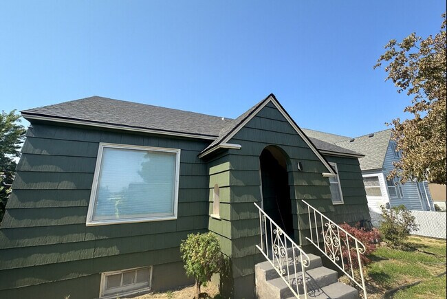 Foto del edificio - 212 N 8th Ave