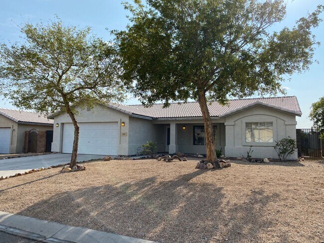Building Photo - Great Home in Sunrise Vistas