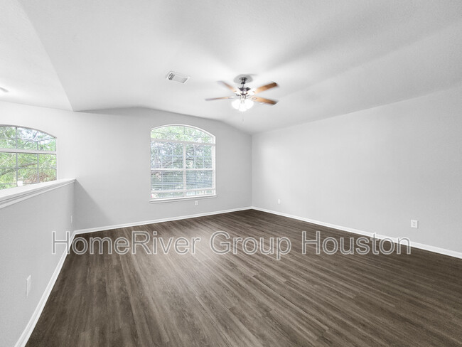 Foto del edificio - 907 Chad Ln