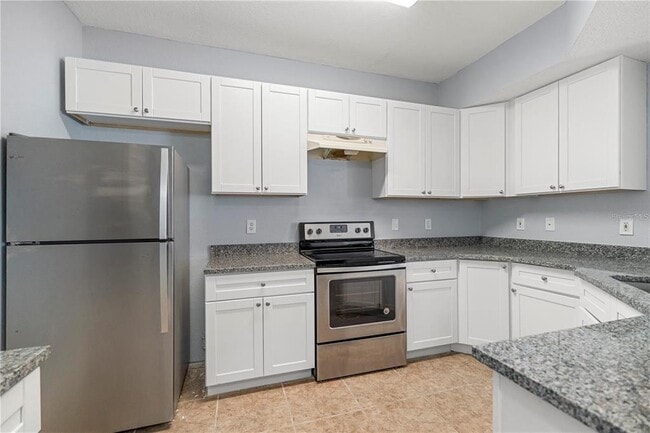 Foto del edificio - 5572 Metrowest Blvd