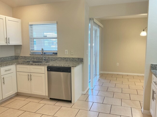 Building Photo - 1314 Normandy Heights Cir