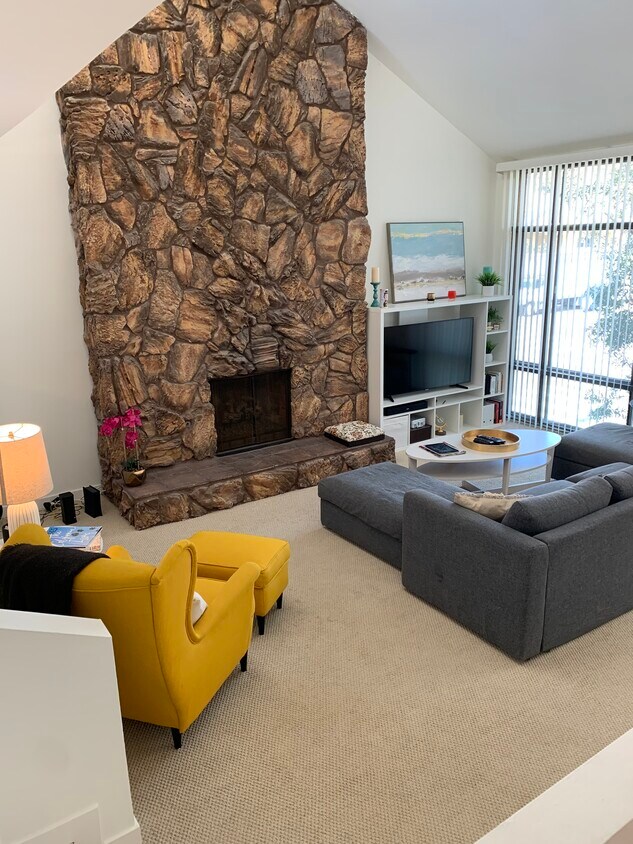 Primary Photo - 2102 Neilson Way