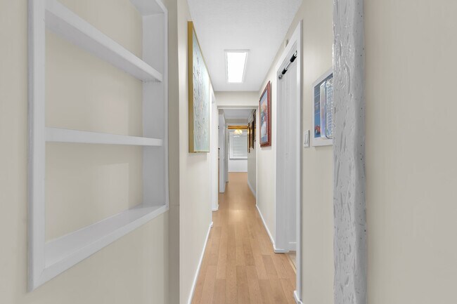 Couloir - 46 Falaise Rd