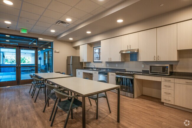 Cocina comunitaria - Traditions at Hazelwood