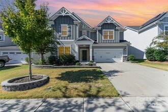 Building Photo - 6635 Wildbrook Dr