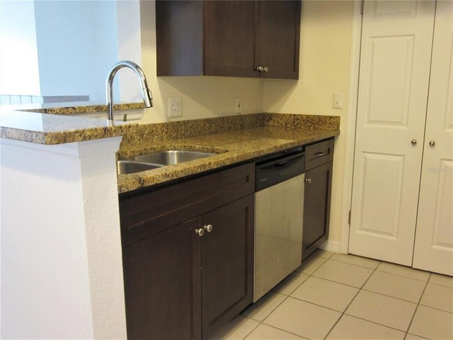 Building Photo - 10200 Gandy Blvd N