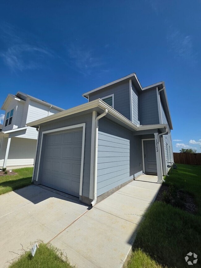 Building Photo - 12152 Morgan Dr