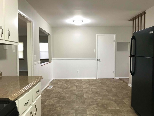 Foto del edificio - 2002 S Hunter Rd