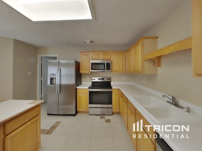 Building Photo - 9226 Windward Trce