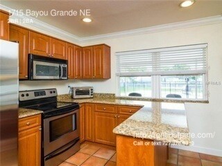 Building Photo - 1715 Bayou Grande Blvd NE