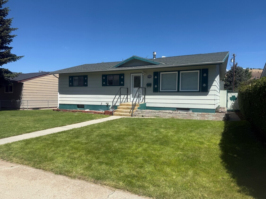 Foto principal - 2108 Hayes St