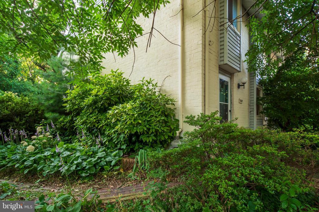5389 Fallriver Row Ct, Columbia, MD 21044 Townhome Rentals in