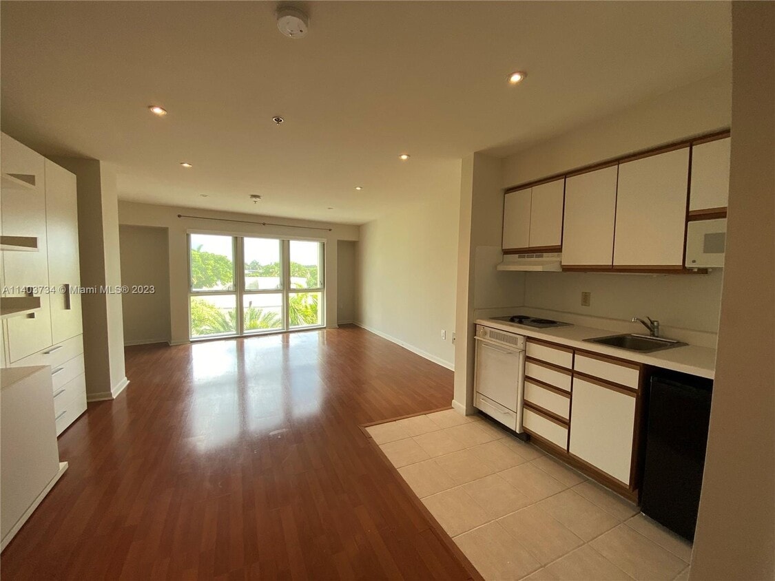 5759 Sunset Dr Unit 5759, South Miami, FL 33143 Condo for Rent in