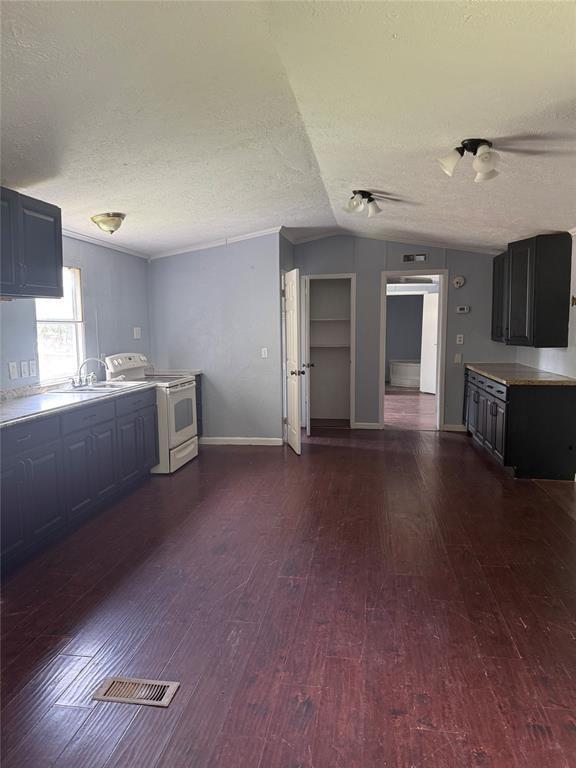 Foto del edificio - 4615 Colony Ln