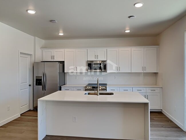 Building Photo - 25612 N 185th Ave