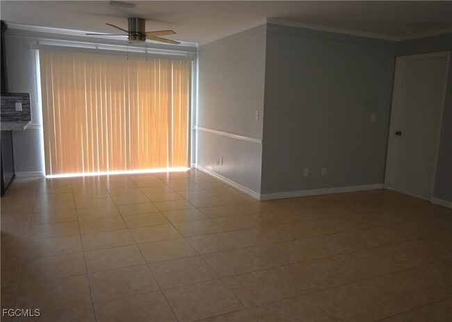Foto del edificio - 2324 Country Club Blvd