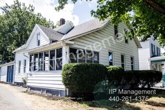 Building Photo - 7501 Berry Ave