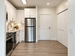 Interior Photo - Greyson West