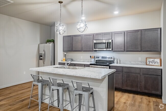4HAB, 4BA - 1.760SF - University Park Place