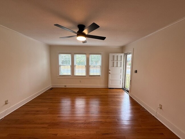 Building Photo - 112 Donaldson St