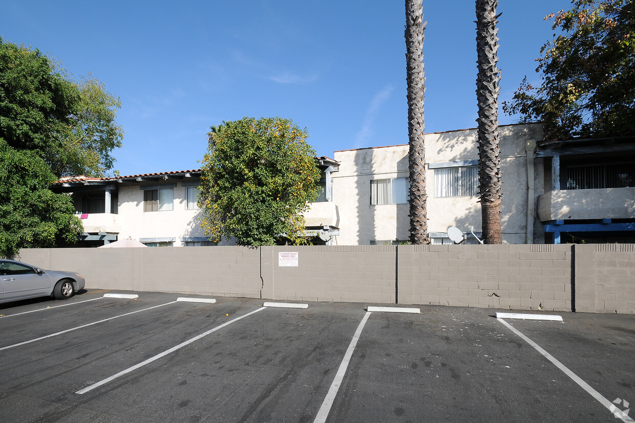 Primary Photo - San Marcus Apartments