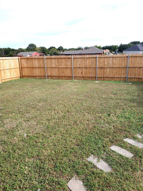 Foto del edificio - 833 Weaver St