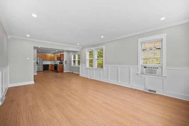 Foto del edificio - 4 Thurston Ave