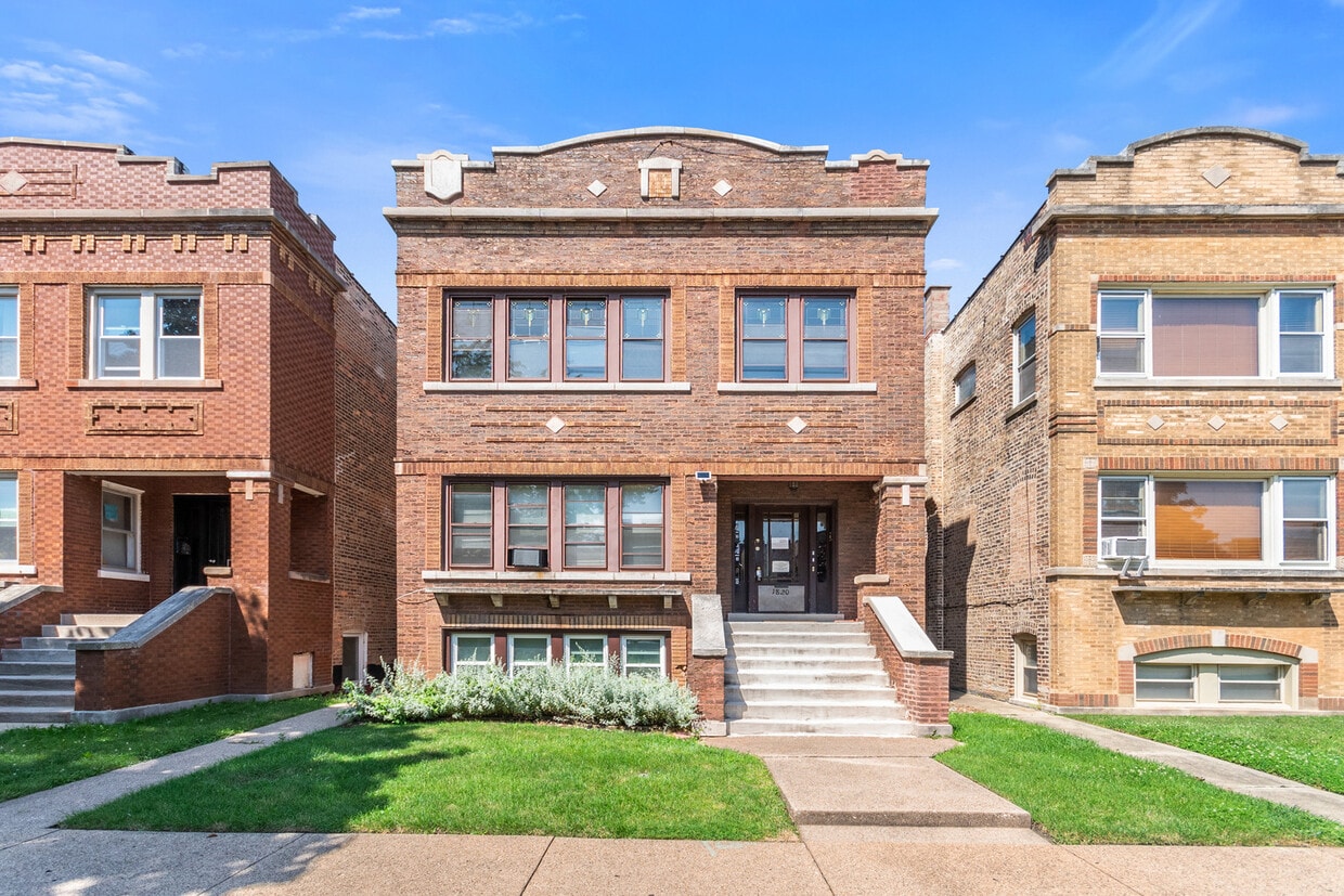 Primary Photo - 1820 Grove Ave