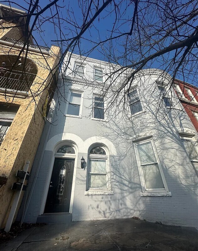 Foto del edificio - 1108 Grove Ave