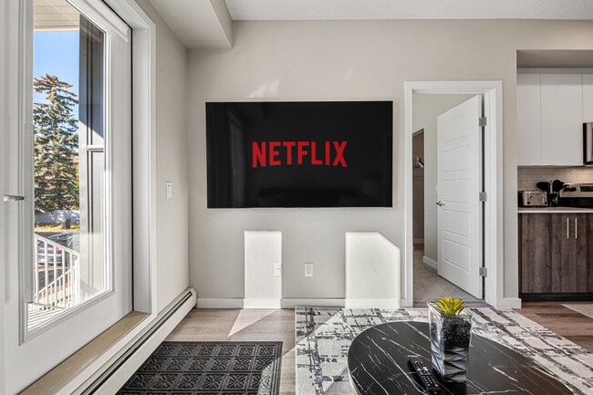 Building Photo - 1605-1617 17 St SE