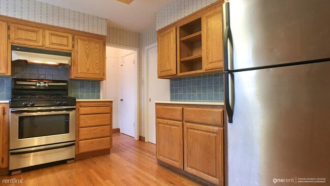 Building Photo - 3108 Monterey St