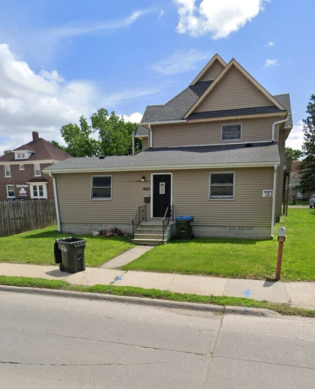 Foto del edificio - 1423 2nd Ave N