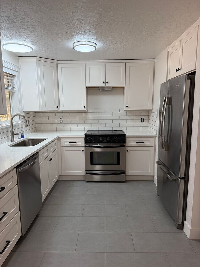 Foto del edificio - 15506 NE 32nd St