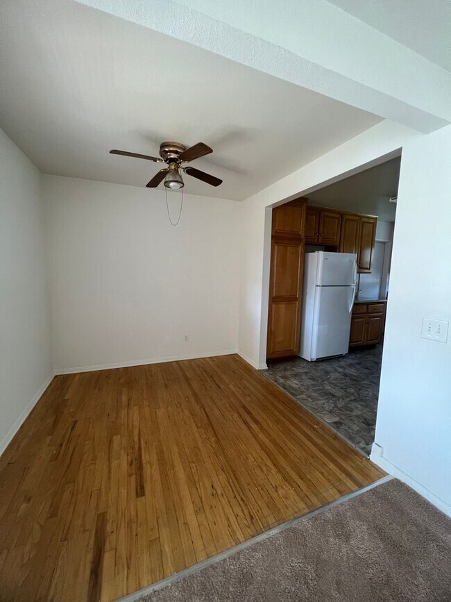 Foto del edificio - 3BR/1BA Single Family Home (920 SF)
