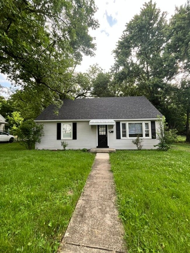Photo - 1647 Strader Dr House
