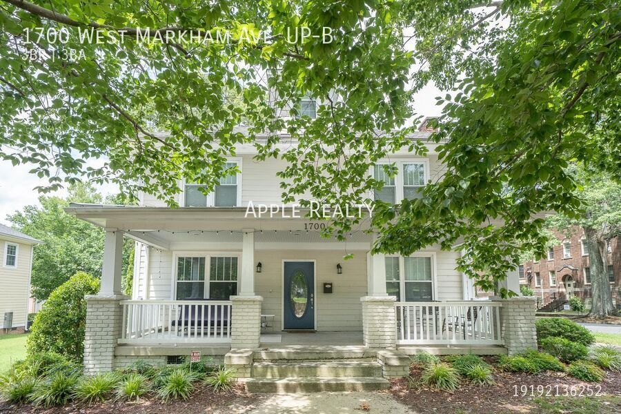 Photo - 1700 W Markham Ave