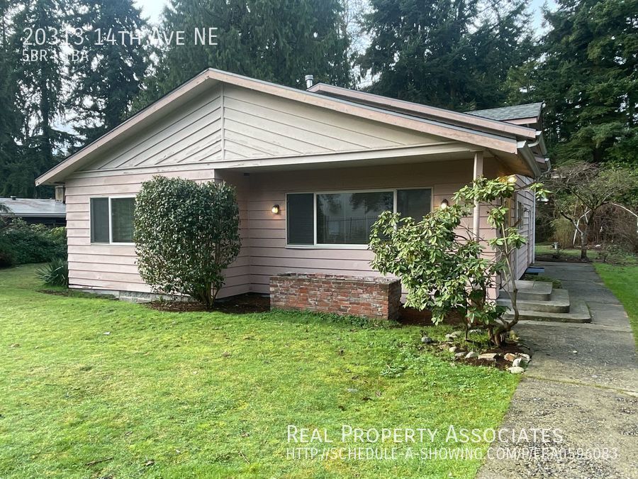 Primary Photo - House in Shoreline