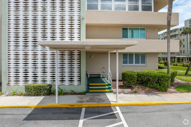 2020 N Atlantic Ave Cocoa Beach, FL 32931 - Twin Towers