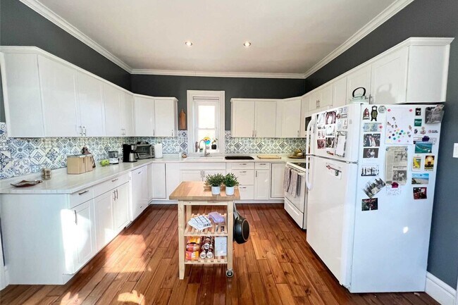 Photo du bâtiment - 215 Charles St