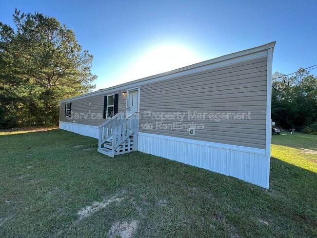Building Photo - 5079 Red Barn Rd