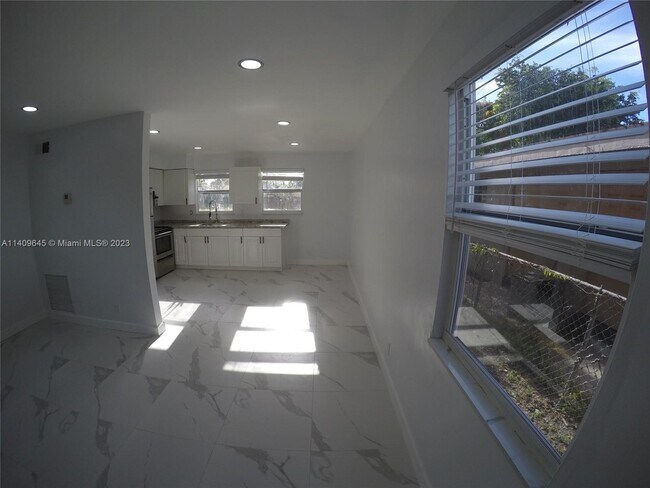 Foto del edificio - 1212 NW 5th Ave