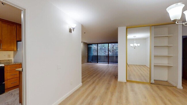 Foto del edificio - 555 Pierce St