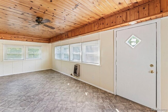 Building Photo - 4350 Otter Lake Rd