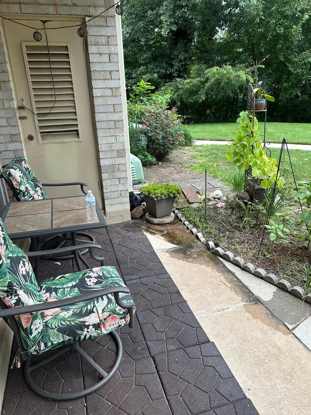 Photo - 4949 Americana Dr (Annandale, VA)