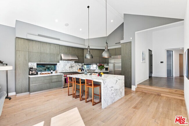 Foto del edificio - 13000 Brentwood Terrace