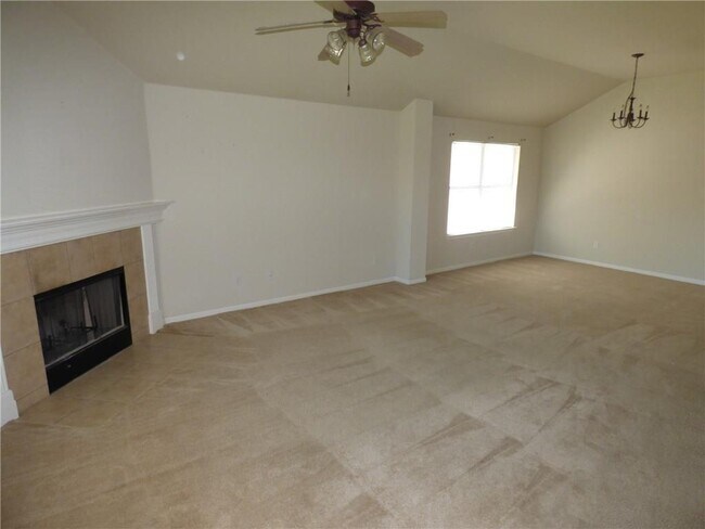 Building Photo - 1600 Melissa Oaks Ln