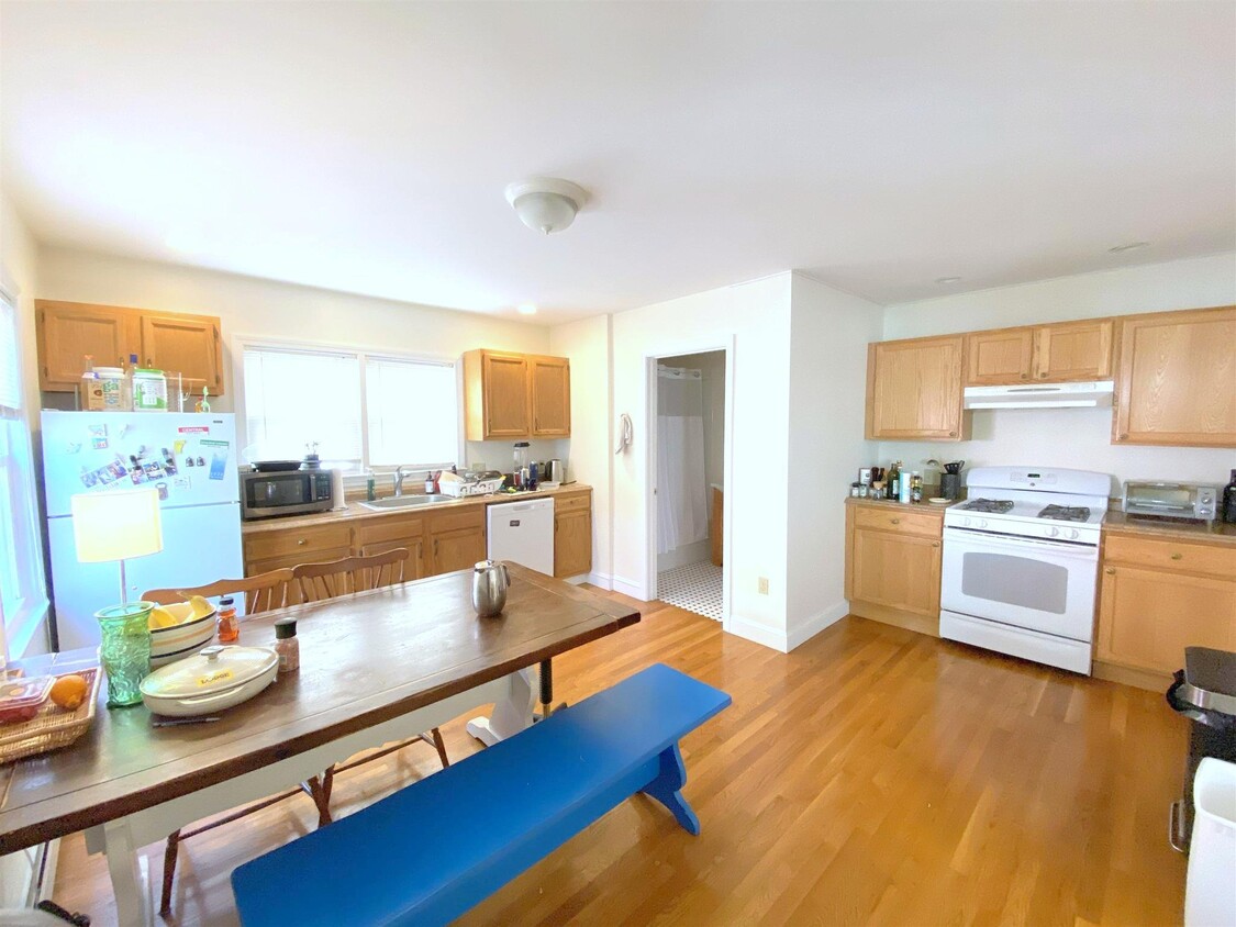 Foto principal - 134 Pine St