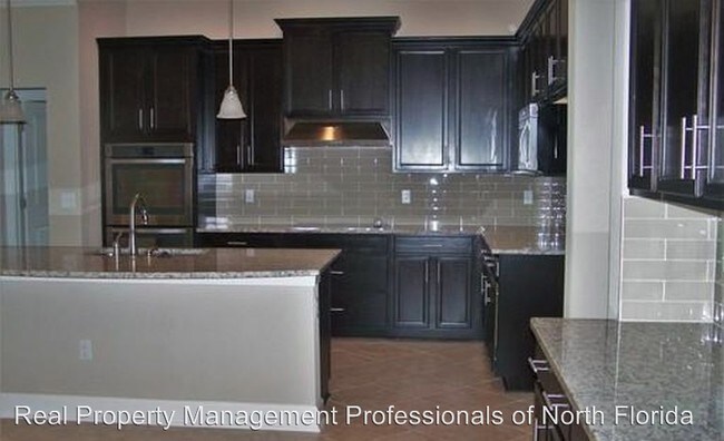 Building Photo - 117 S Durbin Pky